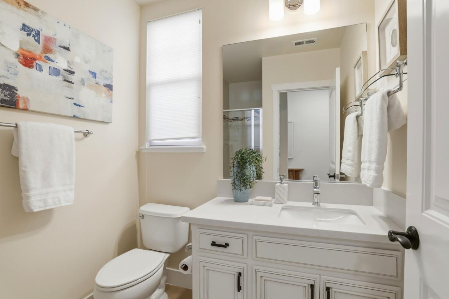 Detail Gallery Image 16 of 22 For 948 Rincon St, Mountain View,  CA 94040 - 4 Beds | 3 Baths