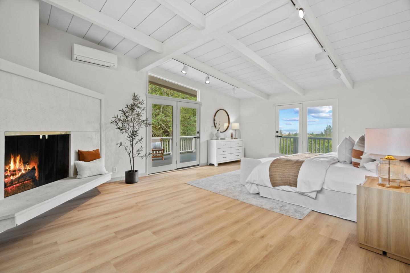 Detail Gallery Image 14 of 35 For 2987 Alexis Dr, Palo Alto,  CA 94304 - 4 Beds | 3/1 Baths