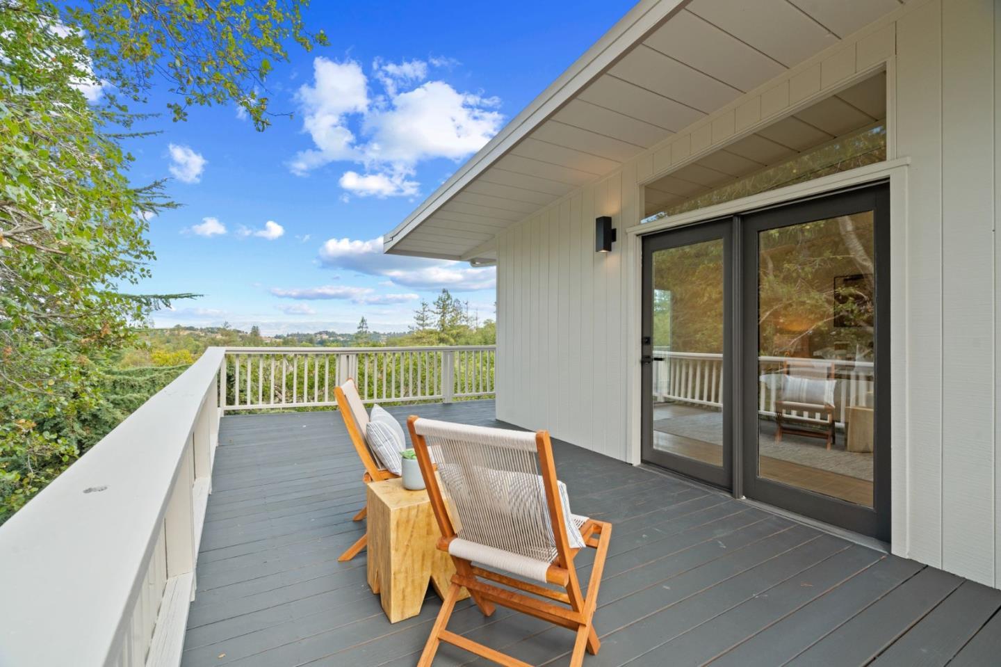 Detail Gallery Image 27 of 35 For 2987 Alexis Dr, Palo Alto,  CA 94304 - 4 Beds | 3/1 Baths