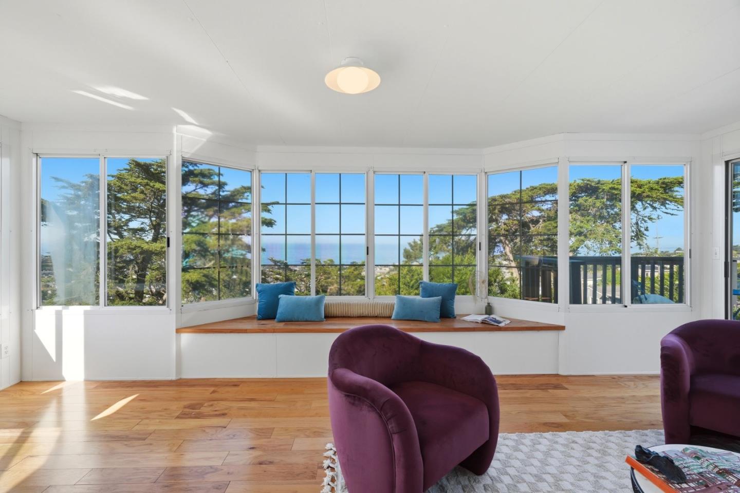 Detail Gallery Image 20 of 76 For 14 Cragmont Ct, Pacifica,  CA 94044 - 3 Beds | 2 Baths