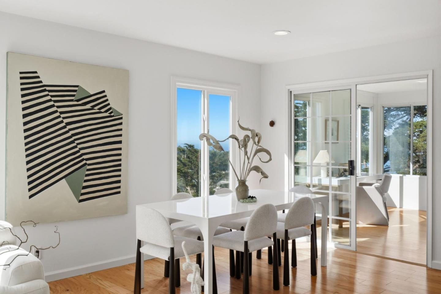 Detail Gallery Image 7 of 76 For 14 Cragmont Ct, Pacifica,  CA 94044 - 3 Beds | 2 Baths