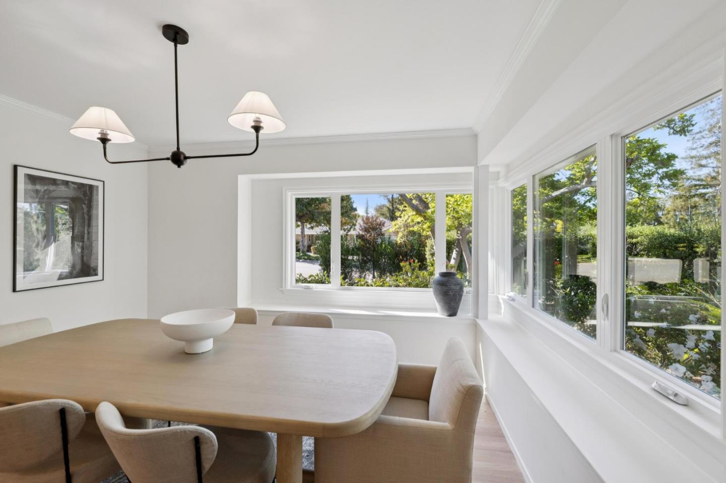 Detail Gallery Image 9 of 31 For 822 Amber Ln, Los Altos,  CA 94024 - 3 Beds | 2/1 Baths