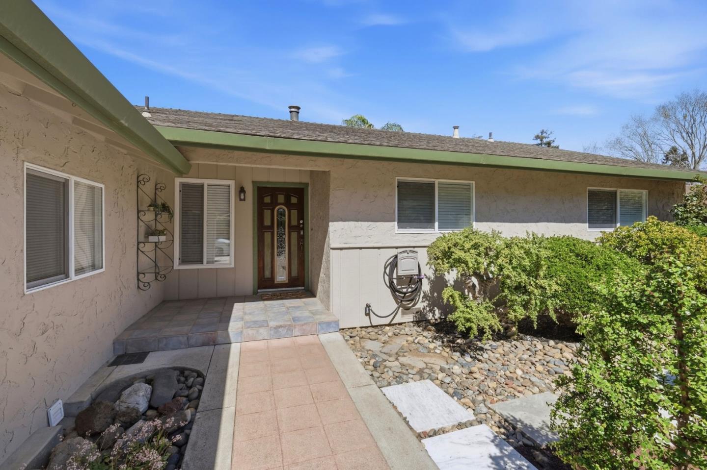 Detail Gallery Image 4 of 40 For 3565 Viola Dr, Aromas,  CA 95004 - 4 Beds | 2 Baths