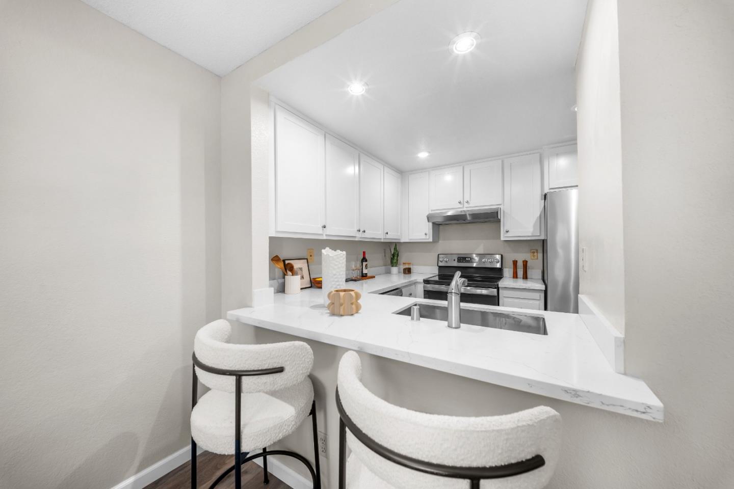 Photo #11: ML82039363 Listing: Photo #11