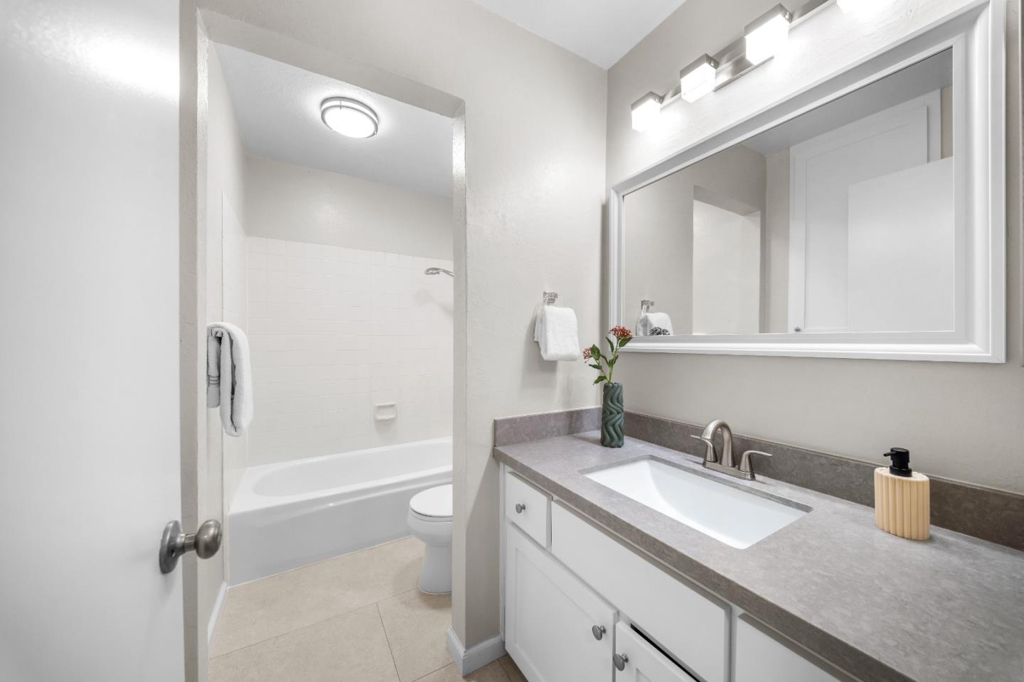 Photo #16: ML82039363 Listing: Photo #16