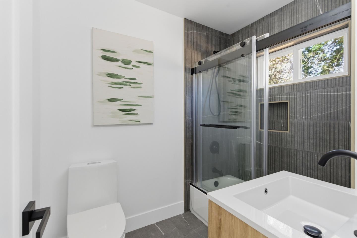 Detail Gallery Image 22 of 50 For 580 Green Manor Ct, Palo Alto,  CA 94301 - 3 Beds | 2 Baths