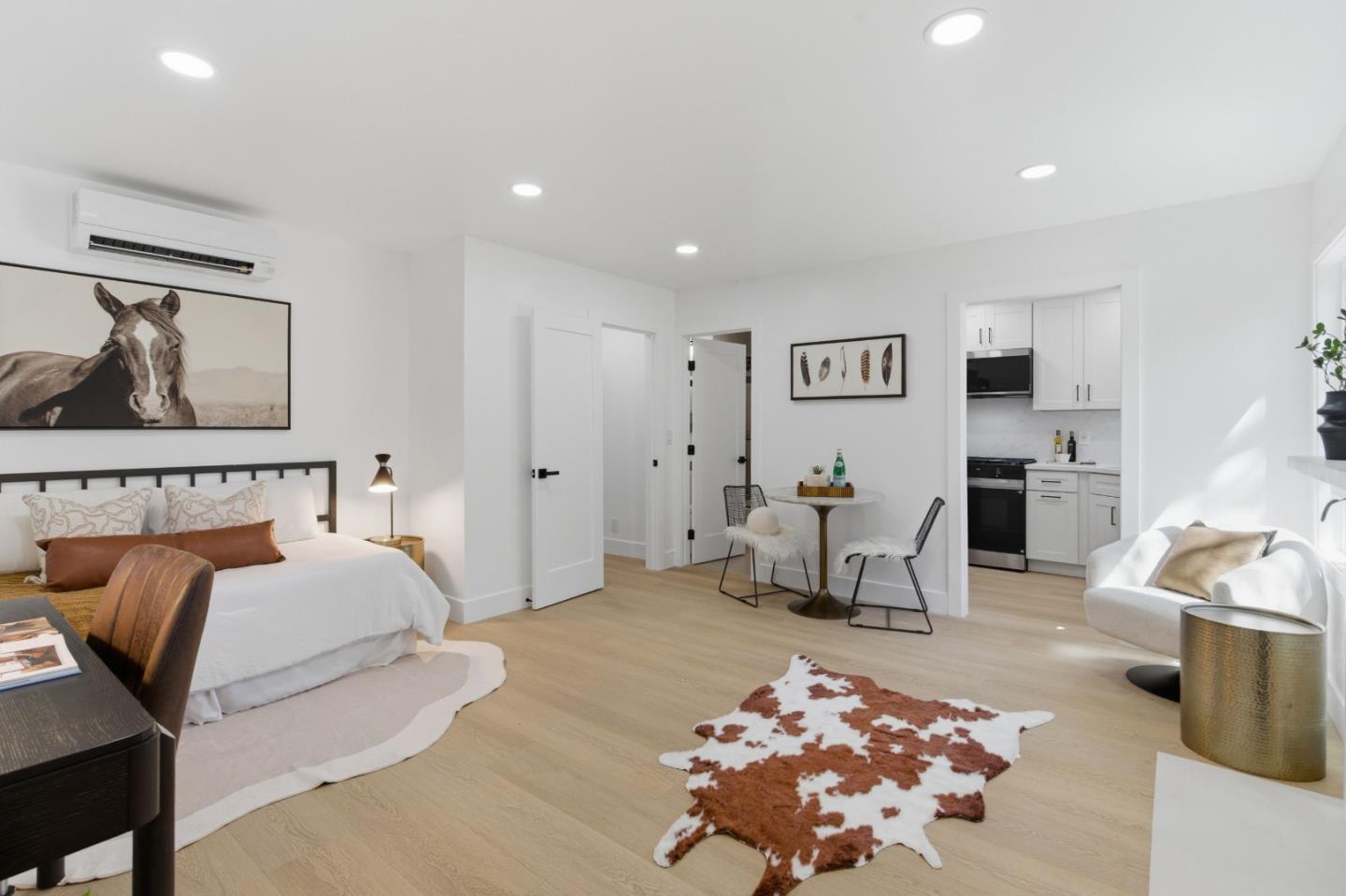 Detail Gallery Image 36 of 50 For 580 Green Manor Ct, Palo Alto,  CA 94301 - 3 Beds | 2 Baths