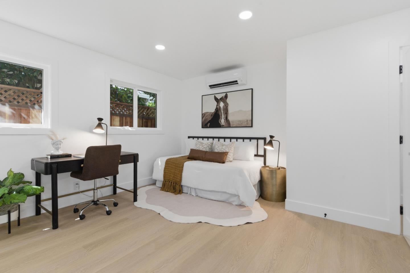 Detail Gallery Image 38 of 50 For 580 Green Manor Ct, Palo Alto,  CA 94301 - 3 Beds | 2 Baths