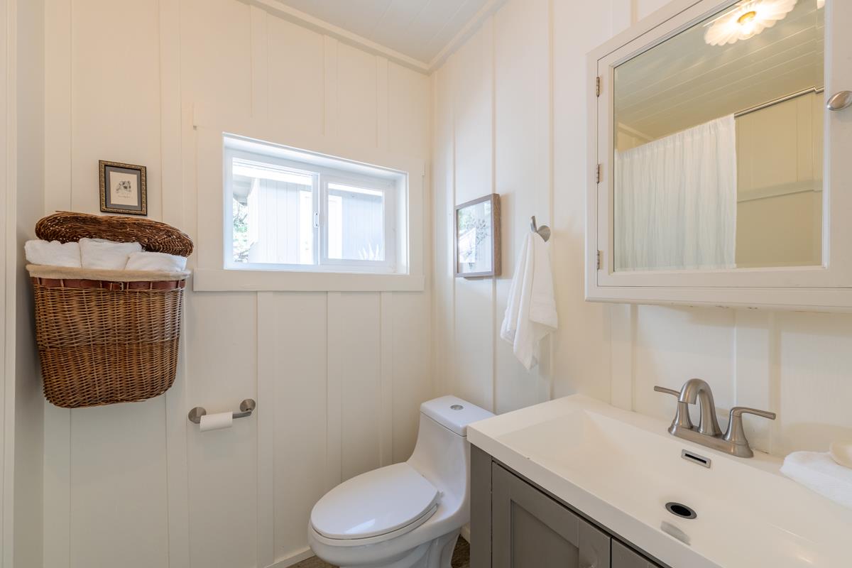 Detail Gallery Image 13 of 23 For 5 Camp Steffani, Carmel Valley,  CA 93924 - 2 Beds | 1/1 Baths