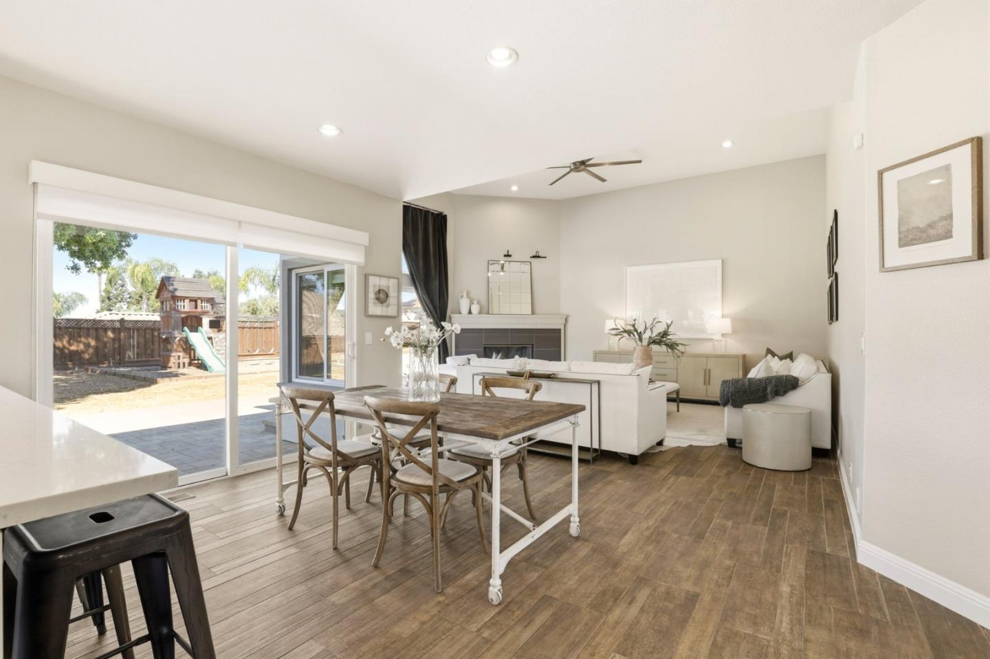 Detail Gallery Image 14 of 49 For 1103 Barnes Ln, San Jose,  CA 95120 - 5 Beds | 4 Baths