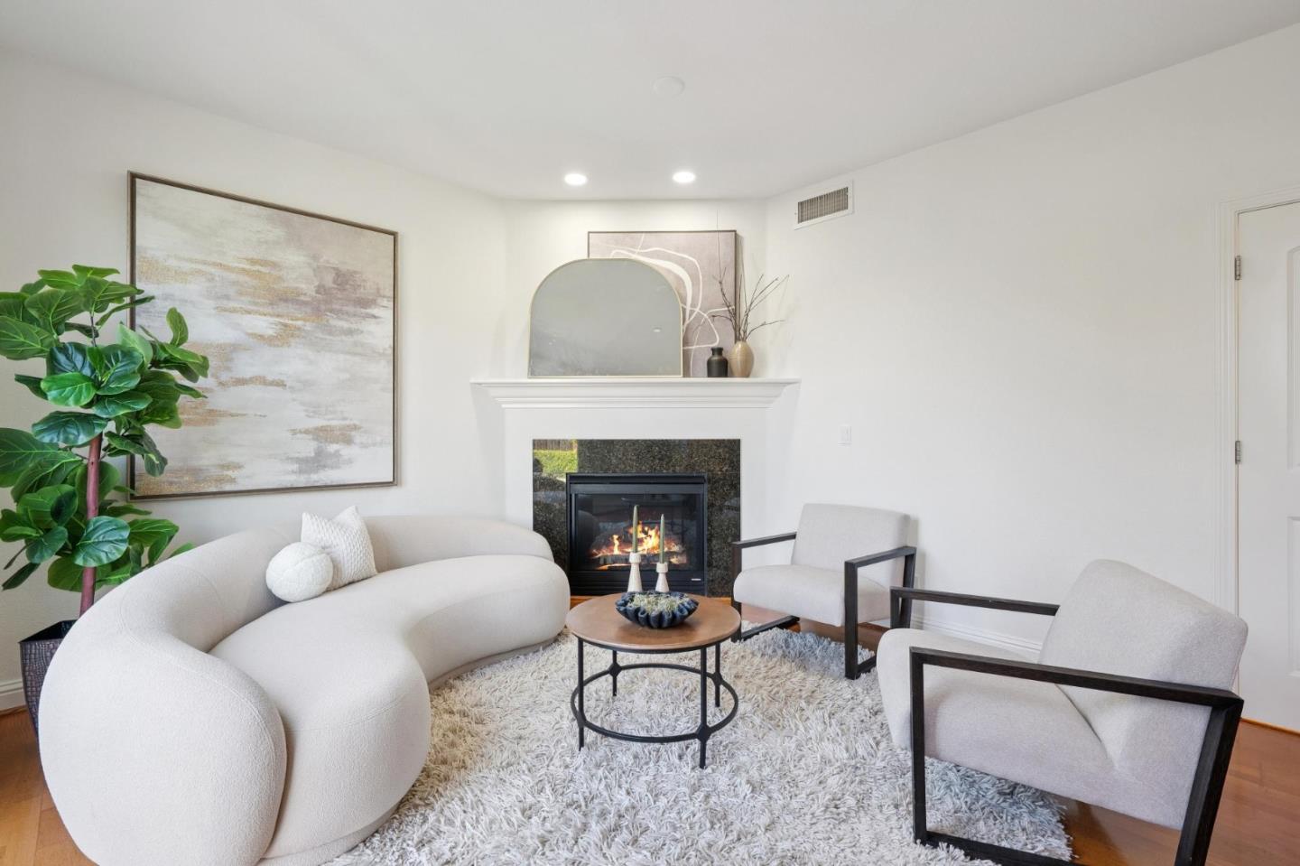 Photo #13: ML82039368 Listing: Photo #13