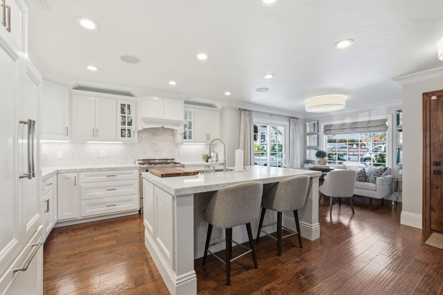 Detail Gallery Image 10 of 75 For 1152 Willow Glen Way, San Jose,  CA 95125 - 5 Beds | 5 Baths