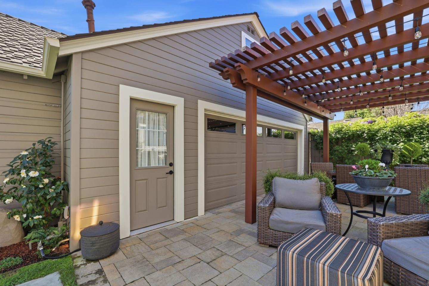 Detail Gallery Image 50 of 75 For 1152 Willow Glen Way, San Jose,  CA 95125 - 5 Beds | 5 Baths