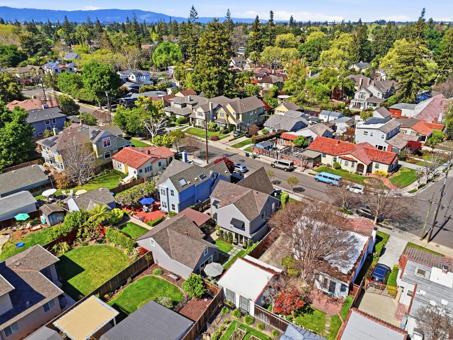 Detail Gallery Image 63 of 75 For 1152 Willow Glen Way, San Jose,  CA 95125 - 5 Beds | 5 Baths