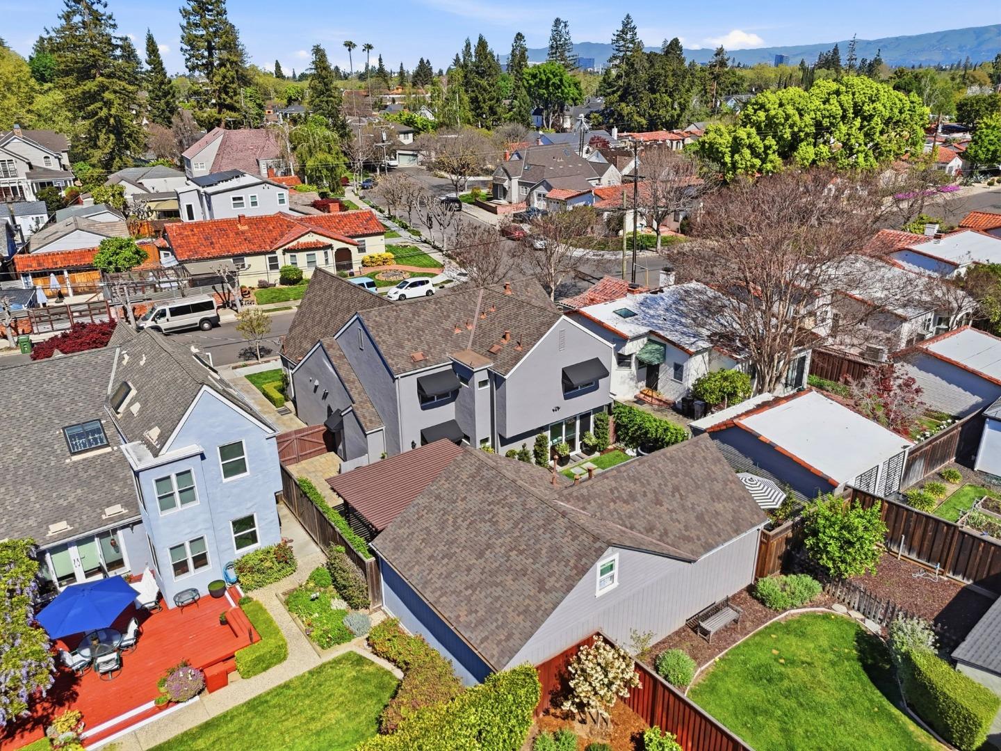 Detail Gallery Image 66 of 75 For 1152 Willow Glen Way, San Jose,  CA 95125 - 5 Beds | 5 Baths