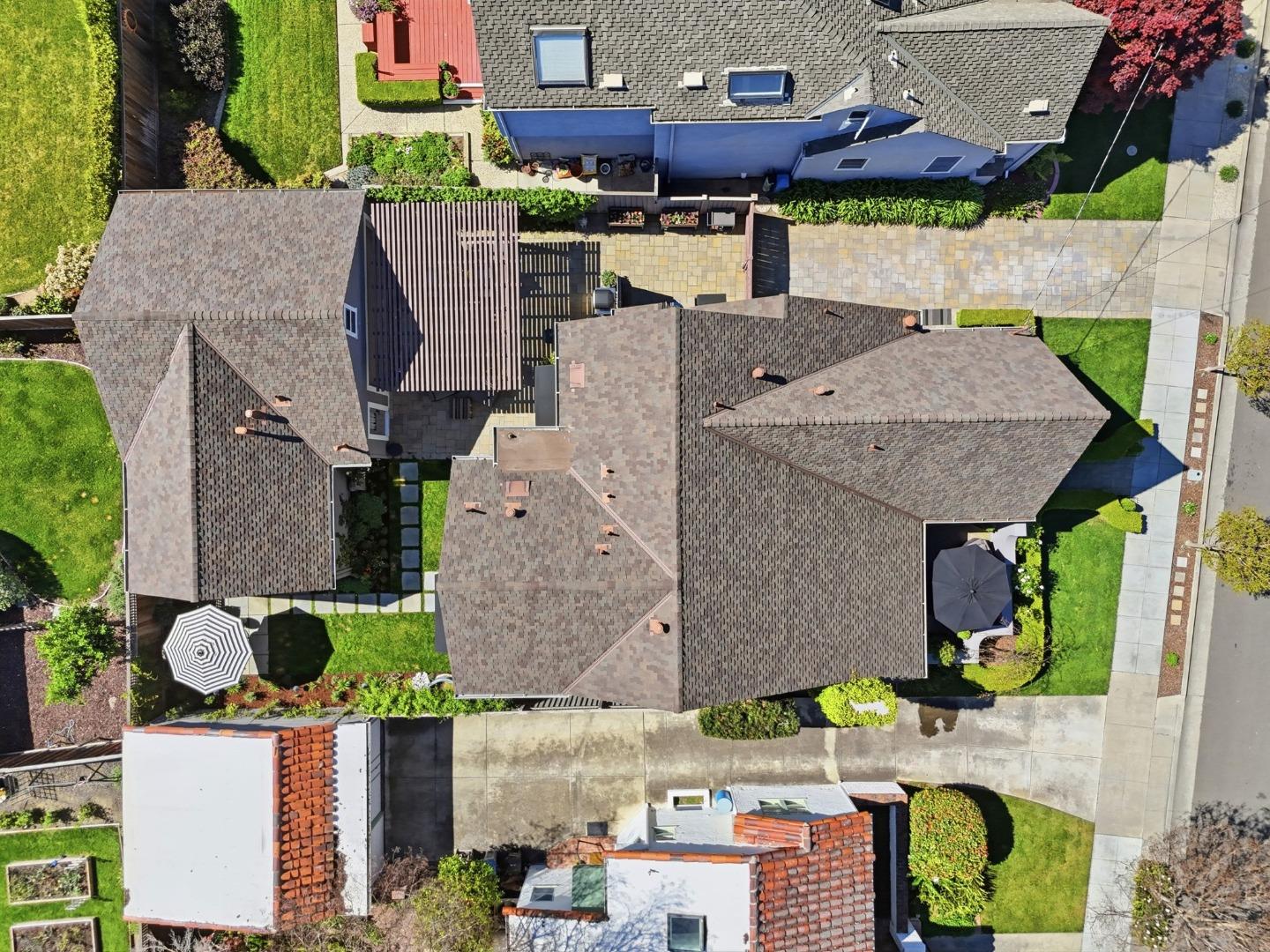 Detail Gallery Image 69 of 75 For 1152 Willow Glen Way, San Jose,  CA 95125 - 5 Beds | 5 Baths