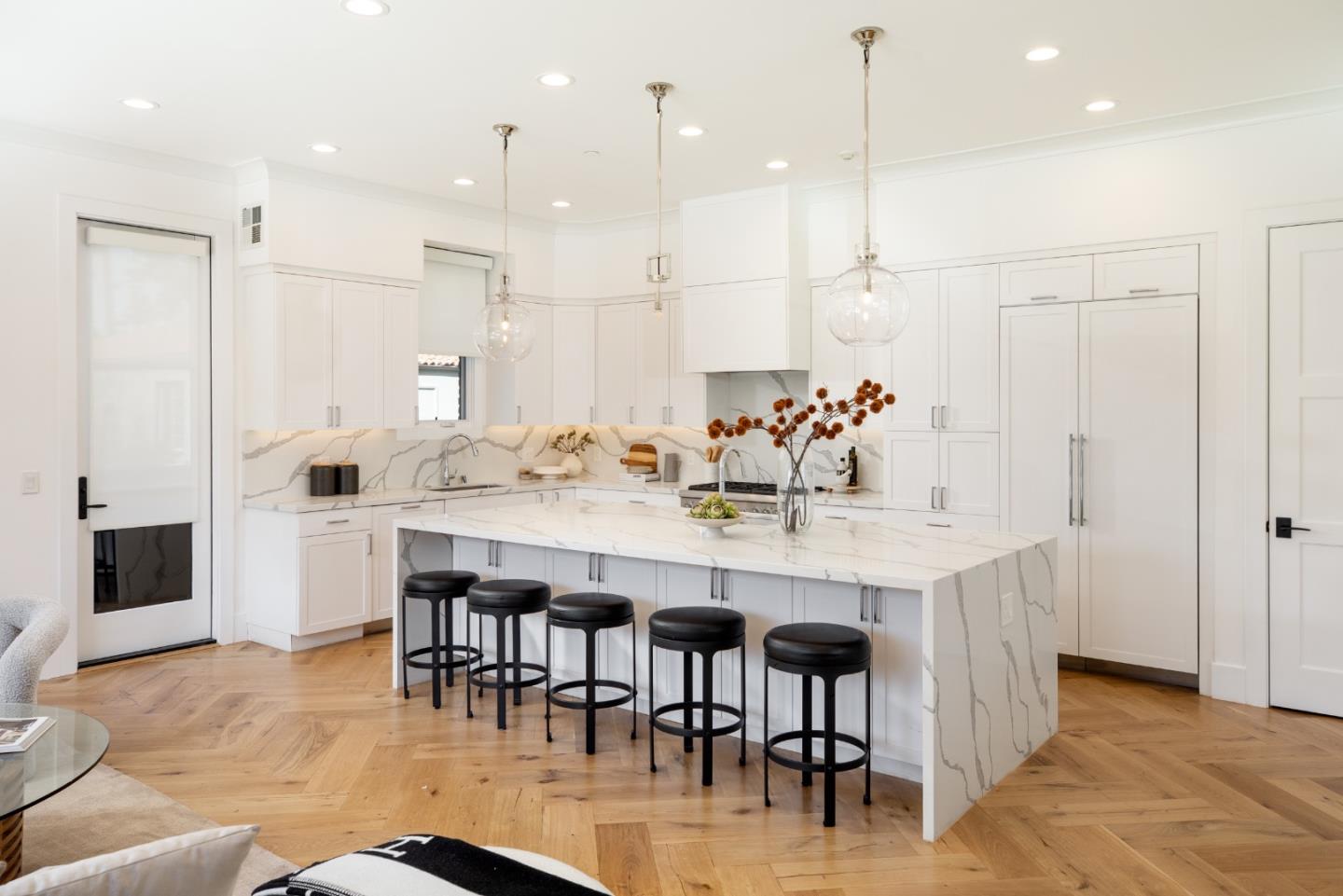 Detail Gallery Image 14 of 26 For 519 Webster St, Palo Alto,  CA 94301 - 8 Beds | 6/4 Baths