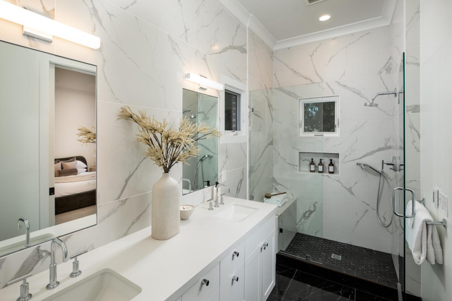 Detail Gallery Image 16 of 26 For 519 Webster St, Palo Alto,  CA 94301 - 8 Beds | 6/4 Baths