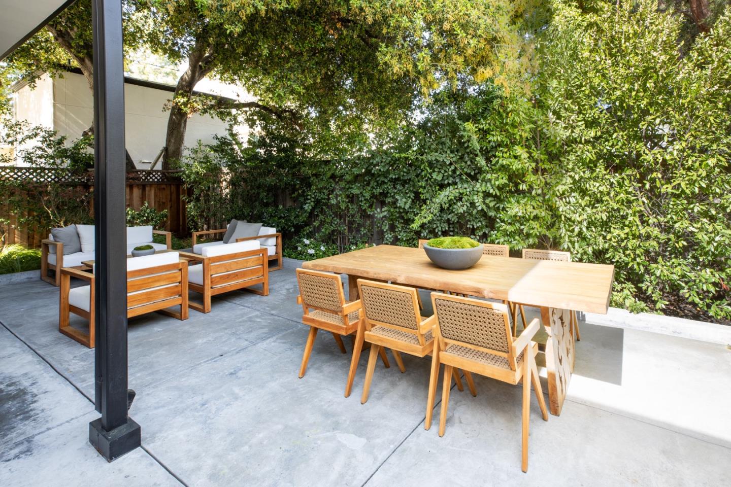 Detail Gallery Image 23 of 26 For 519 Webster St, Palo Alto,  CA 94301 - 8 Beds | 6/4 Baths