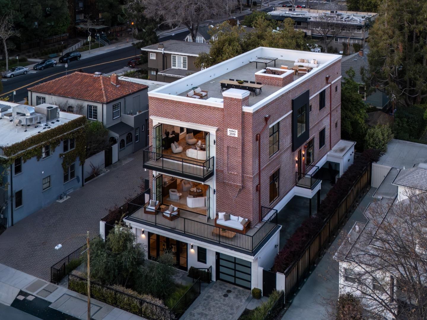 Detail Gallery Image 25 of 26 For 519 Webster St, Palo Alto,  CA 94301 - 8 Beds | 6/4 Baths