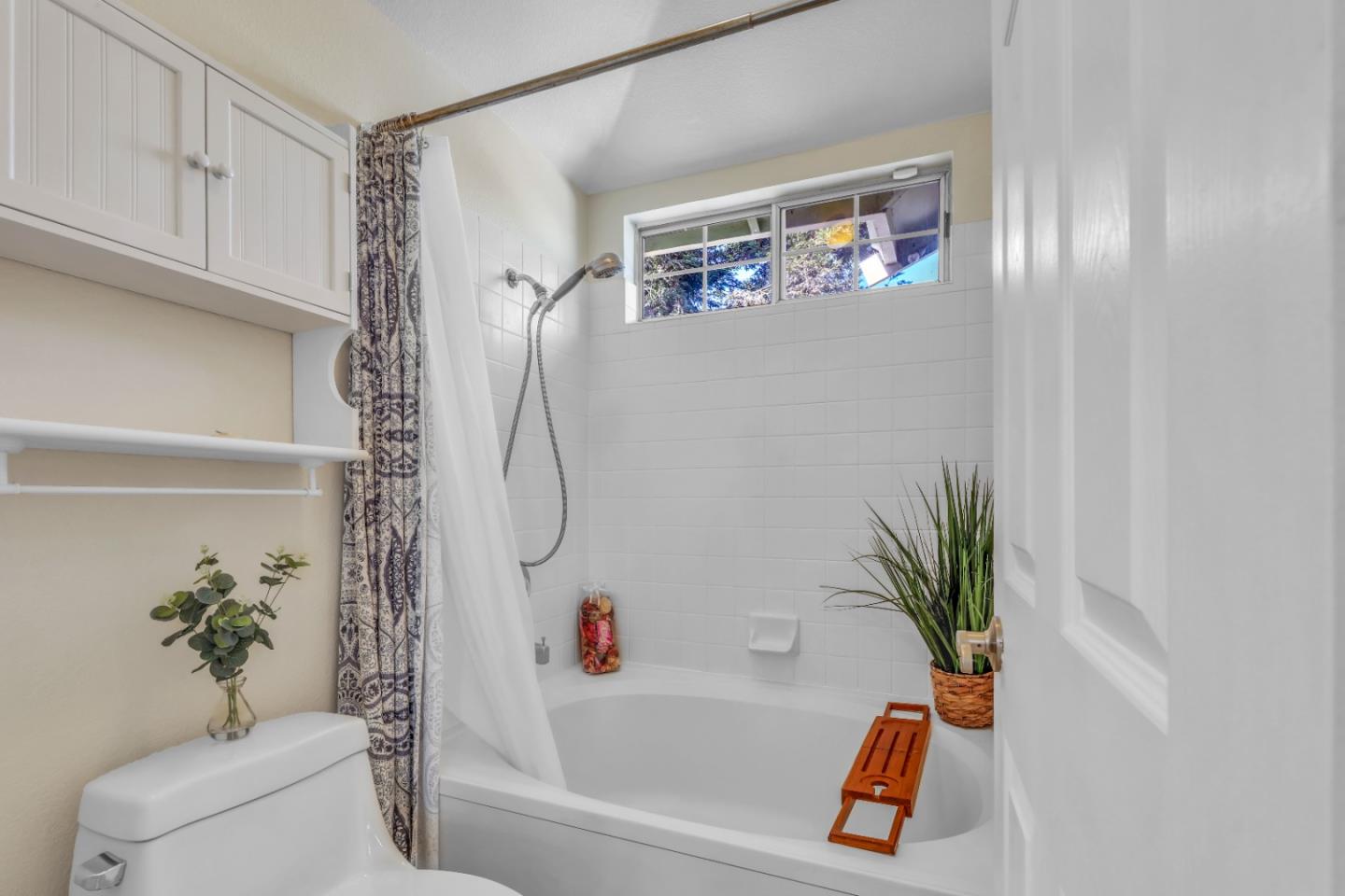 Detail Gallery Image 31 of 52 For 810 Coventry Cir, Brentwood,  CA 94513 - 4 Beds | 2/1 Baths