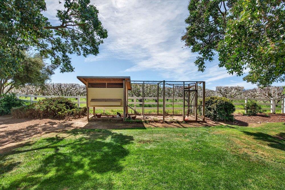 Detail Gallery Image 15 of 106 For 3465 Susie Ln, Gilroy,  CA 95020 - 4 Beds | 2/2 Baths