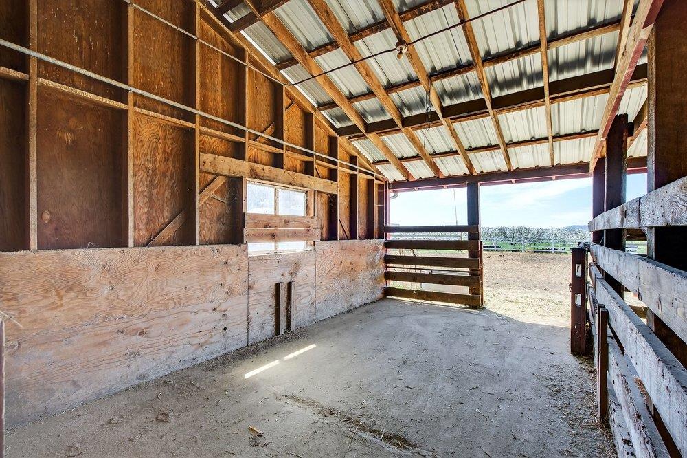 Detail Gallery Image 35 of 106 For 3465 Susie Ln, Gilroy,  CA 95020 - 4 Beds | 2/2 Baths