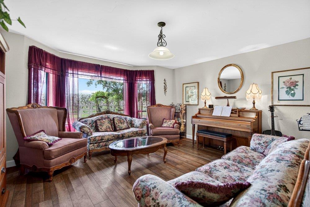 Detail Gallery Image 67 of 106 For 3465 Susie Ln, Gilroy,  CA 95020 - 4 Beds | 2/2 Baths