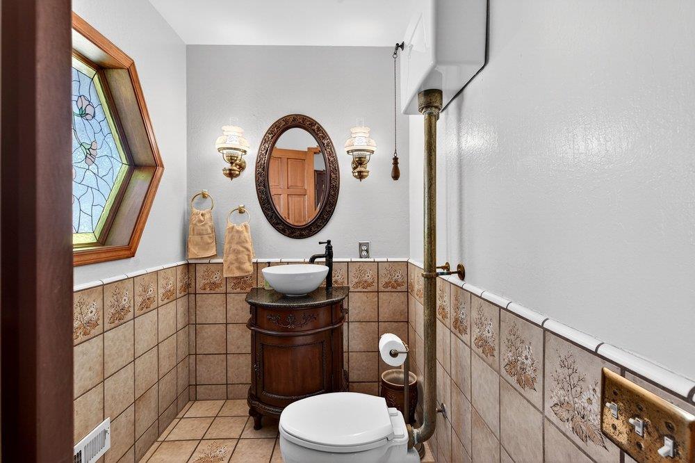 Detail Gallery Image 68 of 106 For 3465 Susie Ln, Gilroy,  CA 95020 - 4 Beds | 2/2 Baths