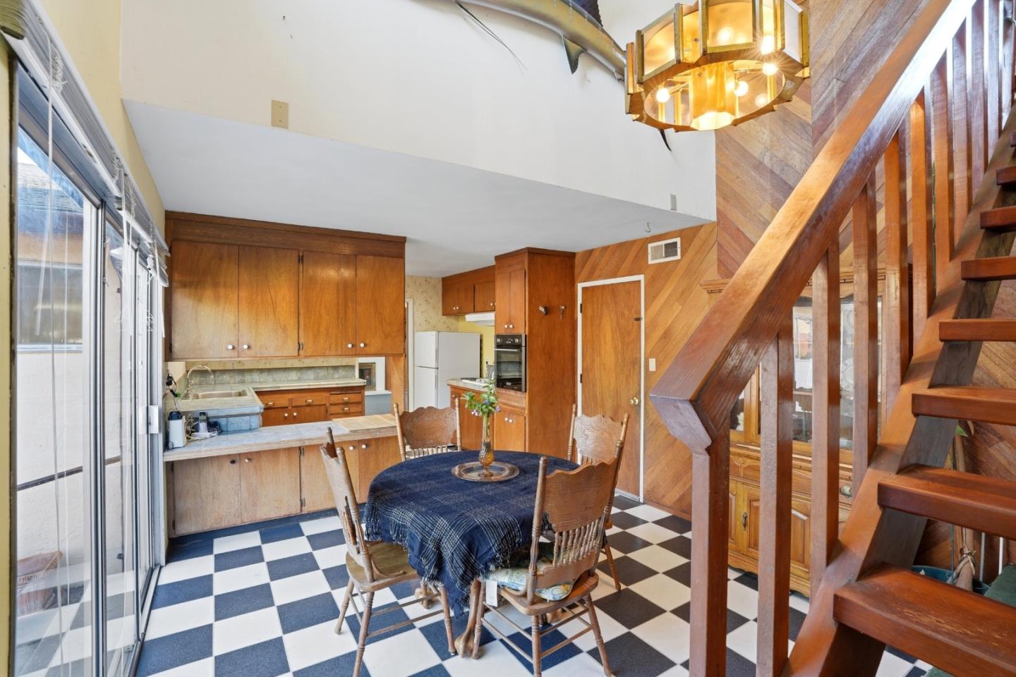 Detail Gallery Image 17 of 100 For 3505 Morningside Dr, El Sobrante,  CA 94803 - 6 Beds | 3/1 Baths