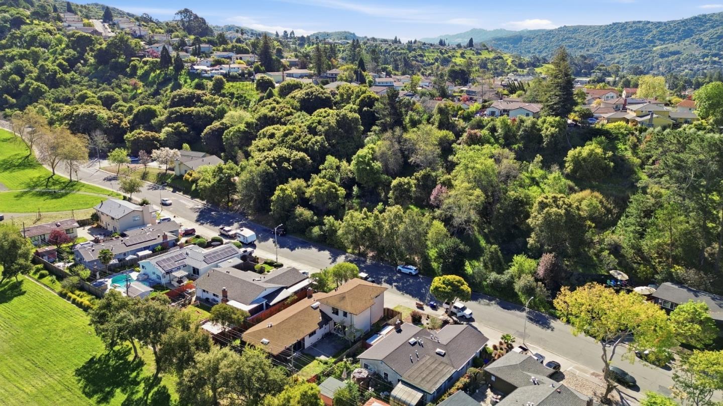 Detail Gallery Image 62 of 100 For 3505 Morningside Dr, El Sobrante,  CA 94803 - 6 Beds | 3/1 Baths