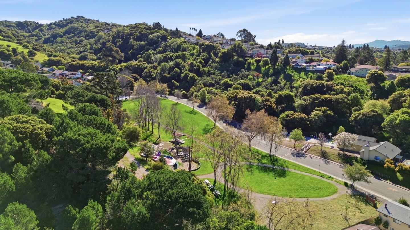 Detail Gallery Image 65 of 100 For 3505 Morningside Dr, El Sobrante,  CA 94803 - 6 Beds | 3/1 Baths