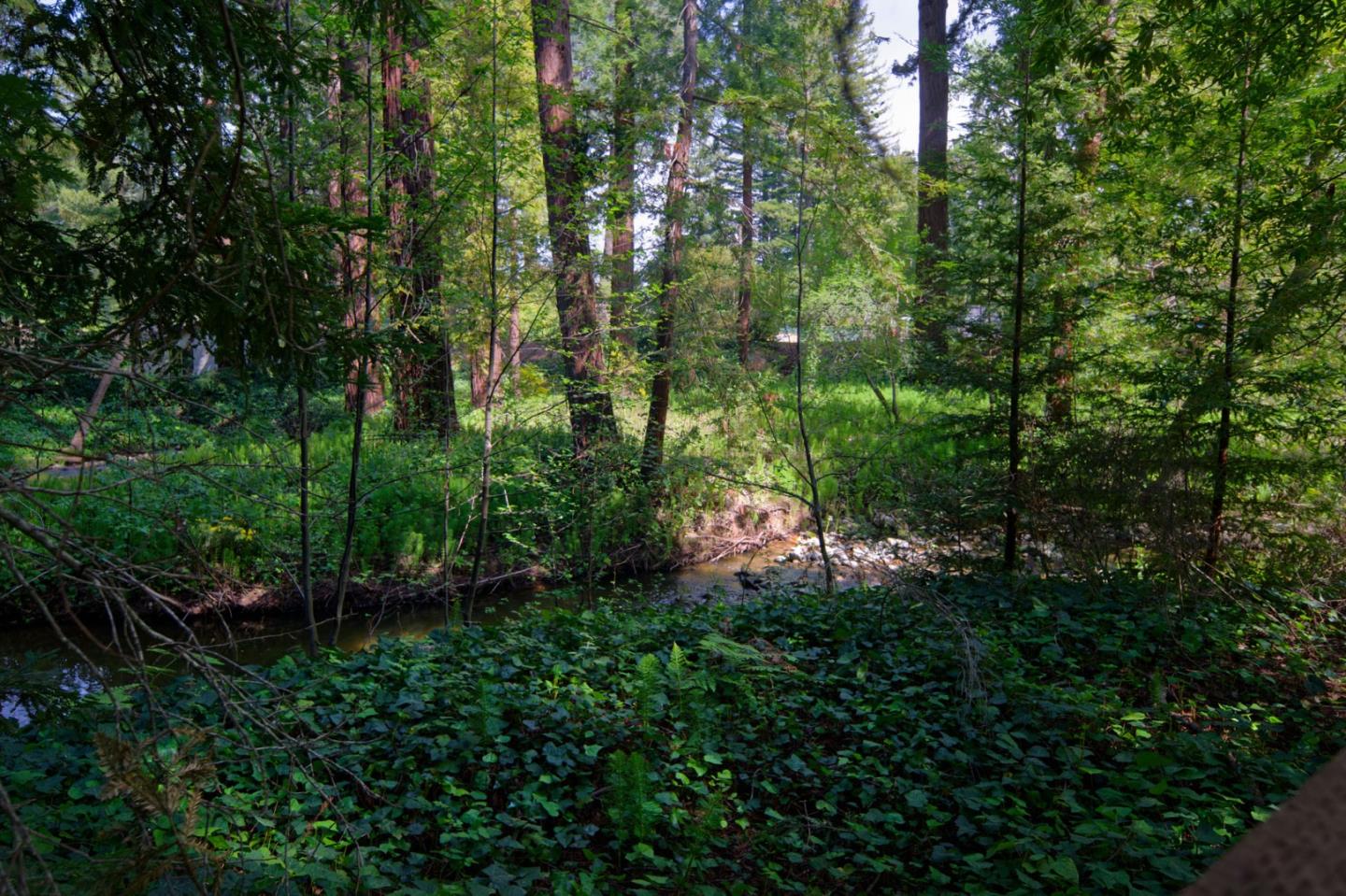 Detail Gallery Image 26 of 34 For 340 Willowbrook Dr, Portola Valley,  CA 94028 - 6 Beds | 4 Baths