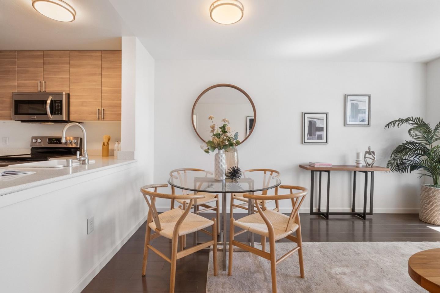 Detail Gallery Image 6 of 33 For 2250 24th St #330,  San Francisco,  CA 94107 - 1 Beds | 1 Baths