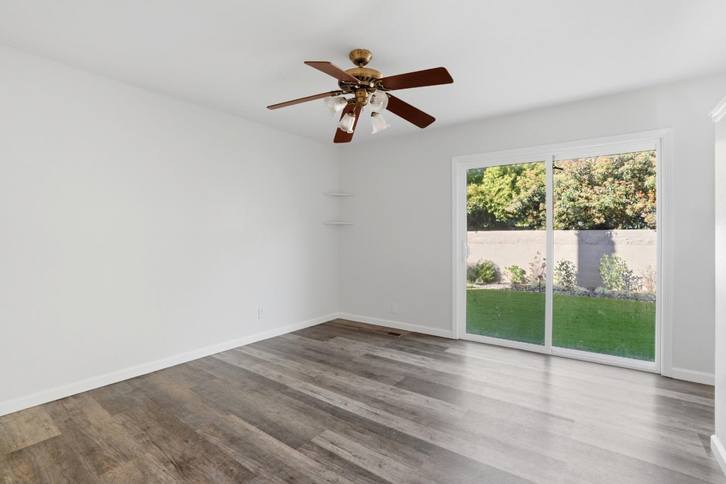 Detail Gallery Image 16 of 44 For 1454 Arlington Rd, Livermore,  CA 94551 - 3 Beds | 3 Baths