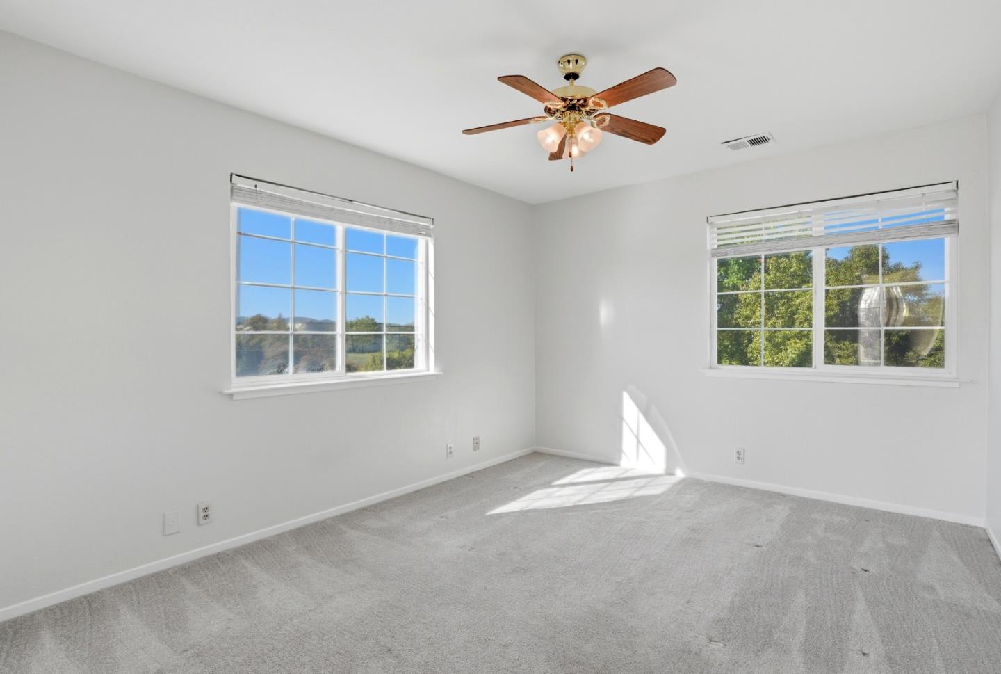 Detail Gallery Image 25 of 44 For 1454 Arlington Rd, Livermore,  CA 94551 - 3 Beds | 3 Baths