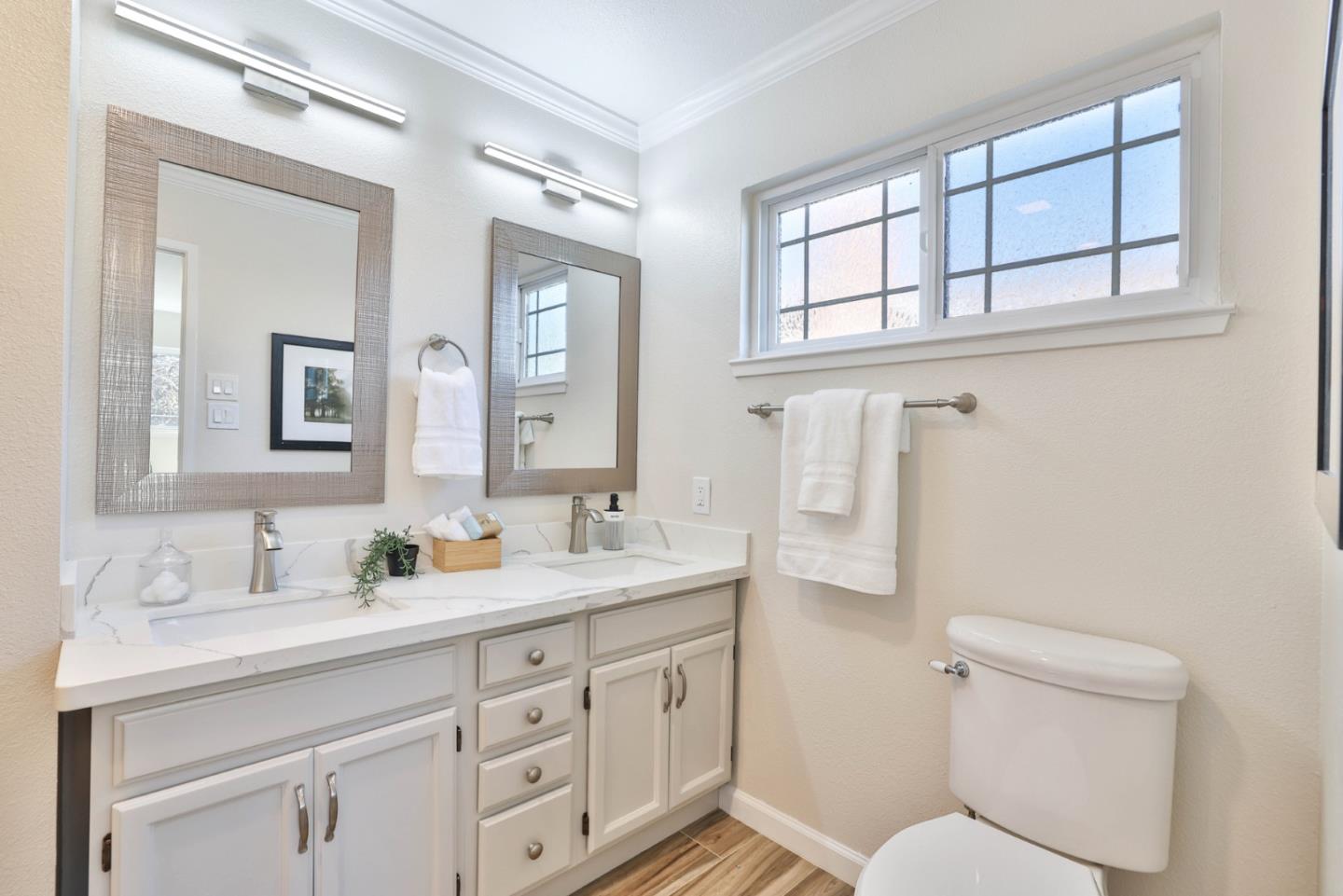 Detail Gallery Image 14 of 21 For 488 Tuscarora Dr, San Jose,  CA 95123 - 4 Beds | 2 Baths