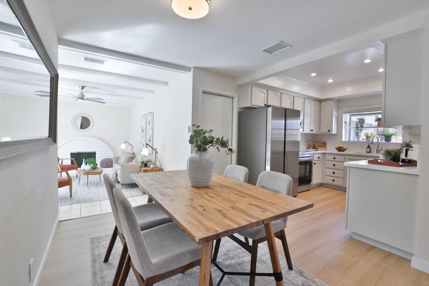 Detail Gallery Image 7 of 21 For 488 Tuscarora Dr, San Jose,  CA 95123 - 4 Beds | 2 Baths