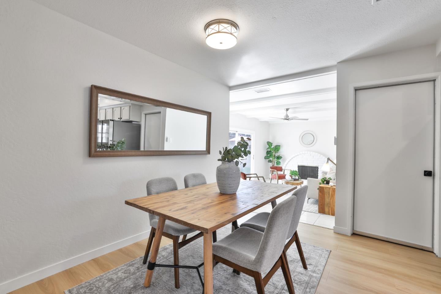 Detail Gallery Image 8 of 21 For 488 Tuscarora Dr, San Jose,  CA 95123 - 4 Beds | 2 Baths