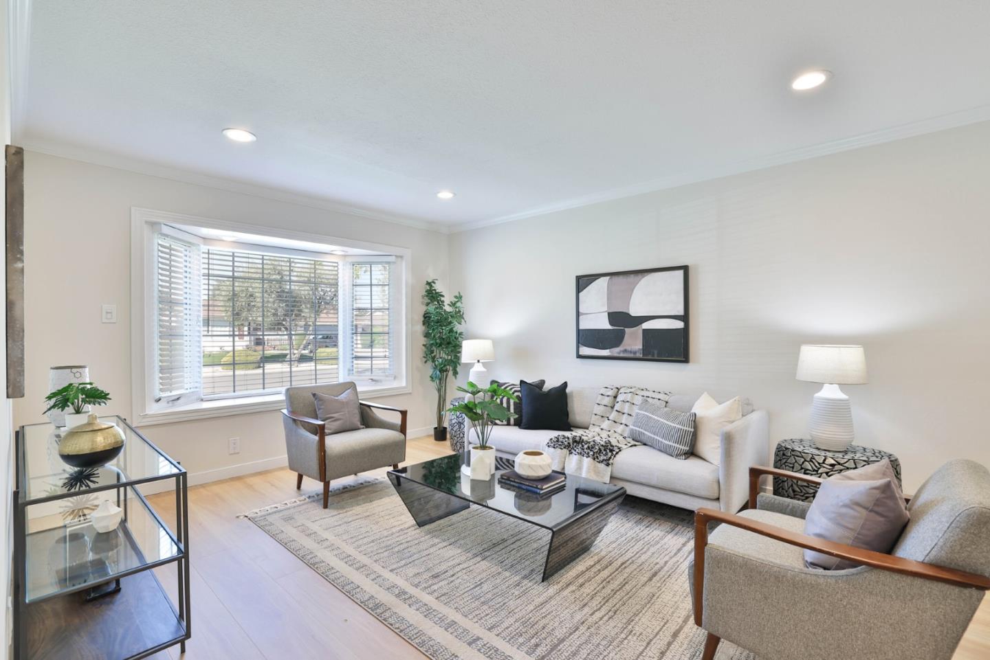 Detail Gallery Image 9 of 21 For 488 Tuscarora Dr, San Jose,  CA 95123 - 4 Beds | 2 Baths