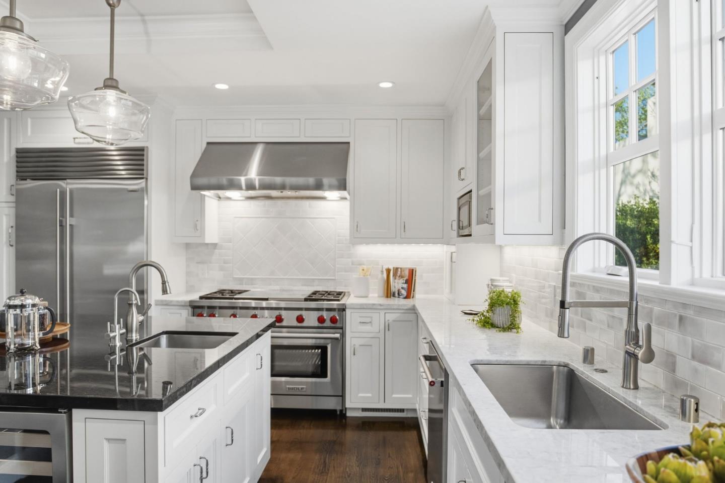 Detail Gallery Image 20 of 97 For 2105 Hillside Dr, Burlingame,  CA 94010 - 5 Beds | 4 Baths