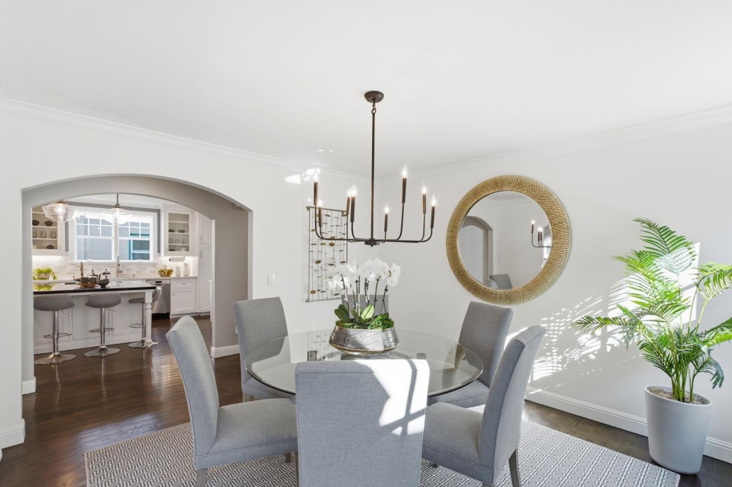 Detail Gallery Image 26 of 97 For 2105 Hillside Dr, Burlingame,  CA 94010 - 5 Beds | 4 Baths