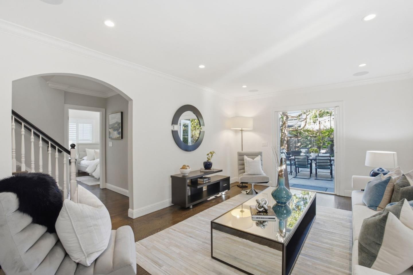 Detail Gallery Image 31 of 97 For 2105 Hillside Dr, Burlingame,  CA 94010 - 5 Beds | 4 Baths