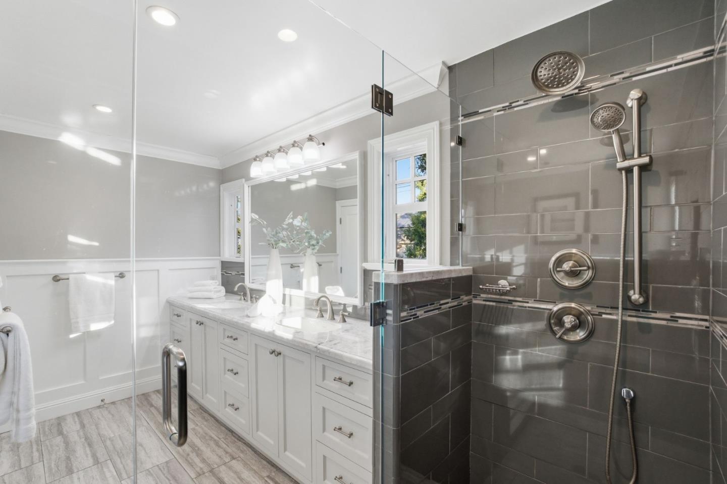 Detail Gallery Image 76 of 97 For 2105 Hillside Dr, Burlingame,  CA 94010 - 5 Beds | 4 Baths