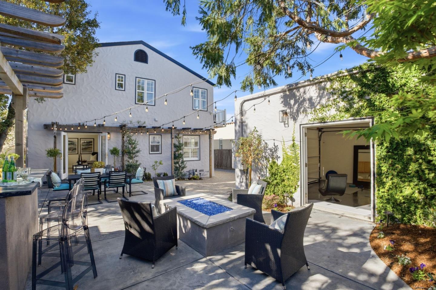 Detail Gallery Image 83 of 97 For 2105 Hillside Dr, Burlingame,  CA 94010 - 5 Beds | 4 Baths