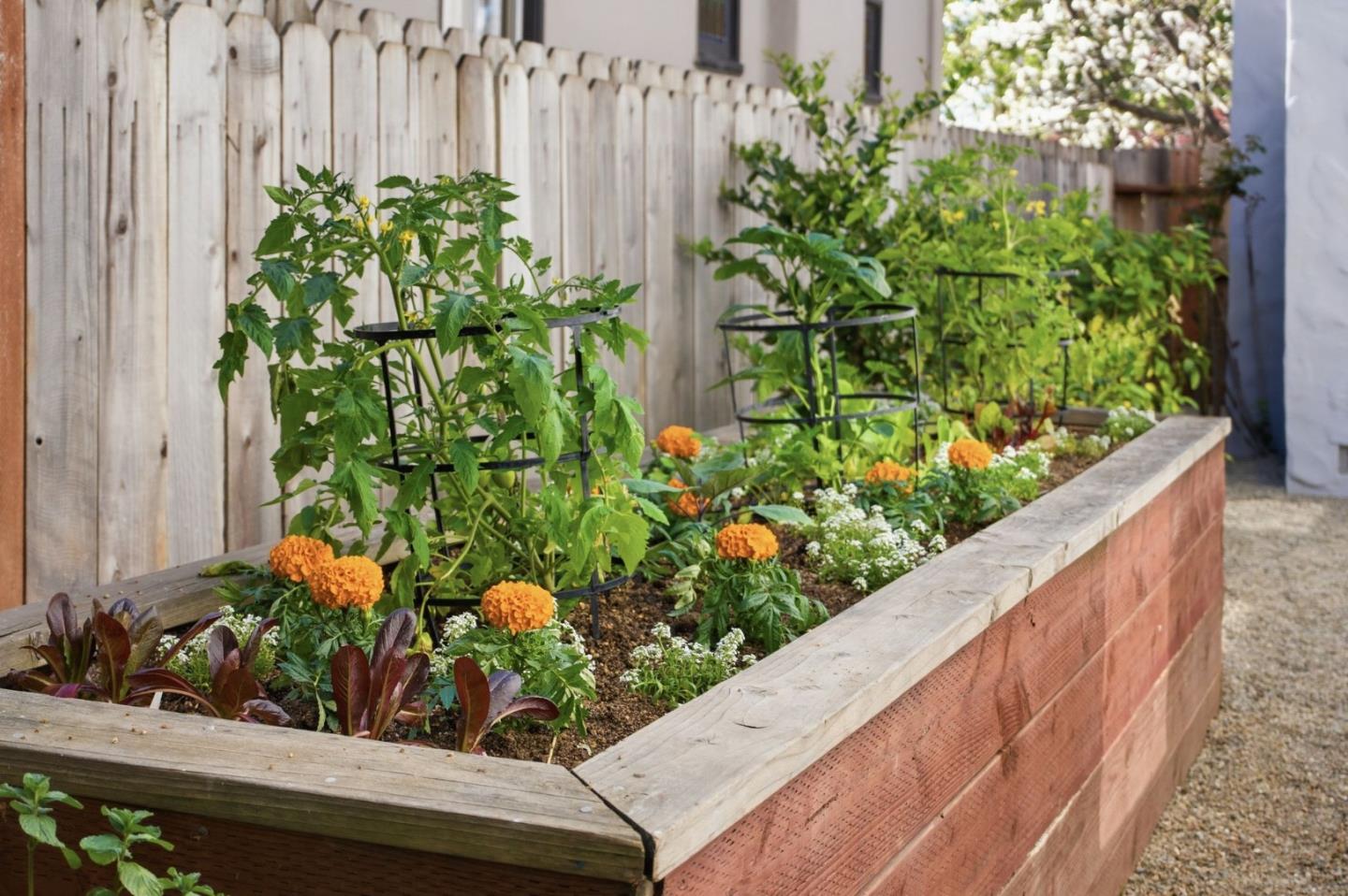 Detail Gallery Image 86 of 97 For 2105 Hillside Dr, Burlingame,  CA 94010 - 5 Beds | 4 Baths