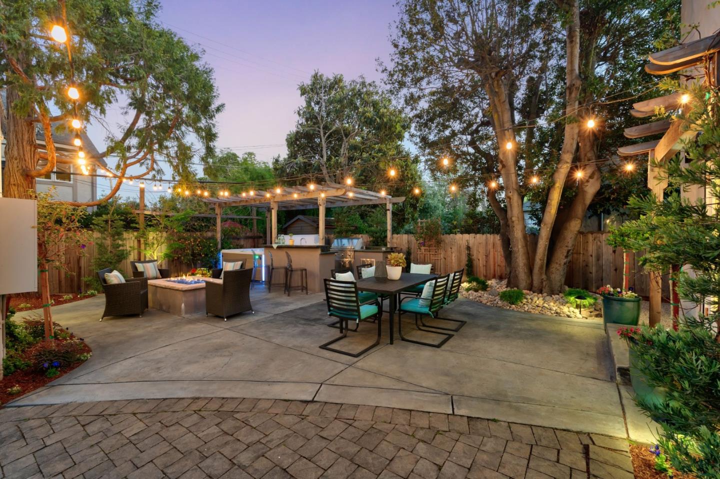 Detail Gallery Image 87 of 97 For 2105 Hillside Dr, Burlingame,  CA 94010 - 5 Beds | 4 Baths