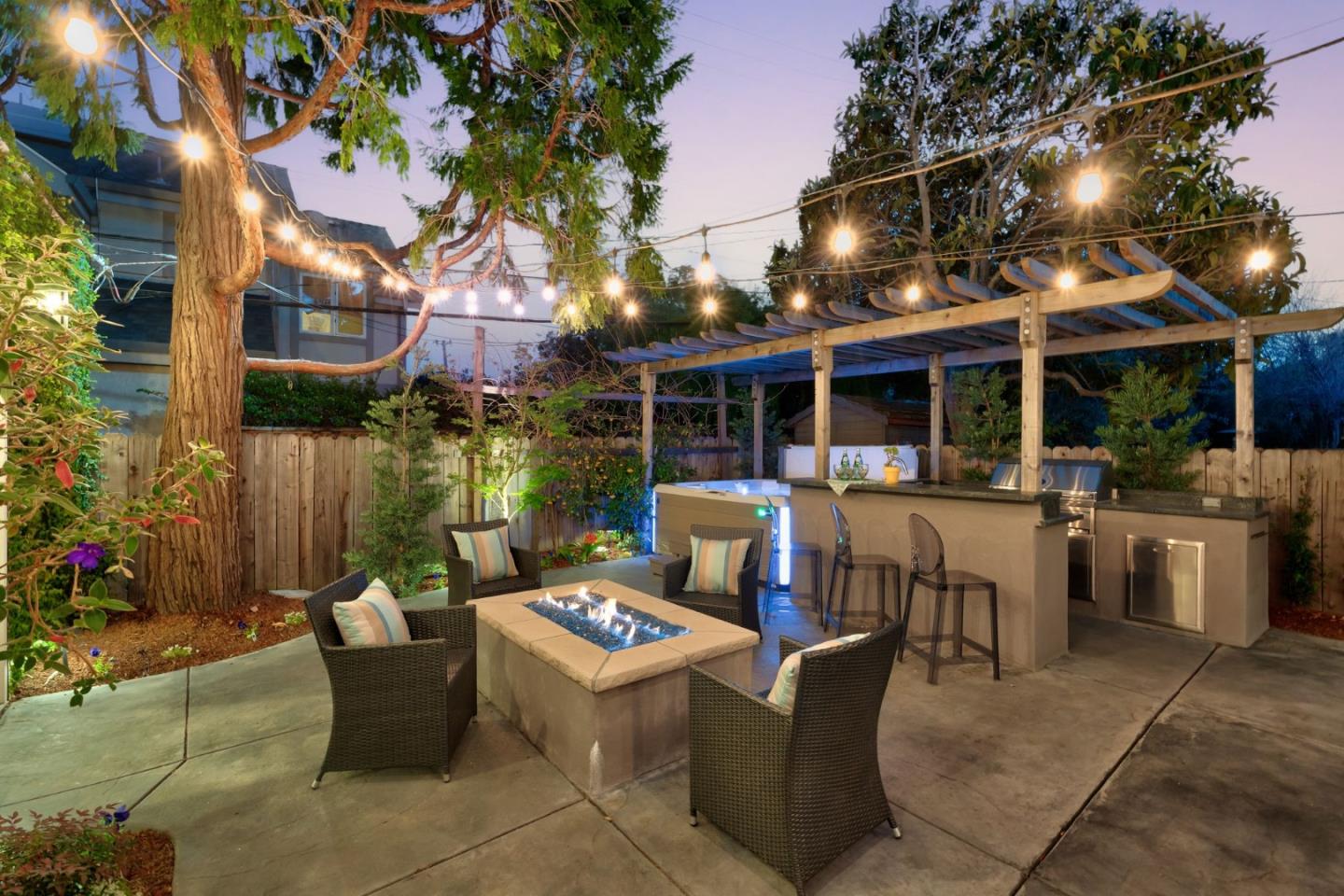 Detail Gallery Image 88 of 97 For 2105 Hillside Dr, Burlingame,  CA 94010 - 5 Beds | 4 Baths