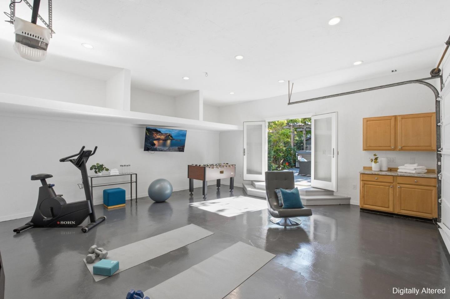 Detail Gallery Image 89 of 97 For 2105 Hillside Dr, Burlingame,  CA 94010 - 5 Beds | 4 Baths