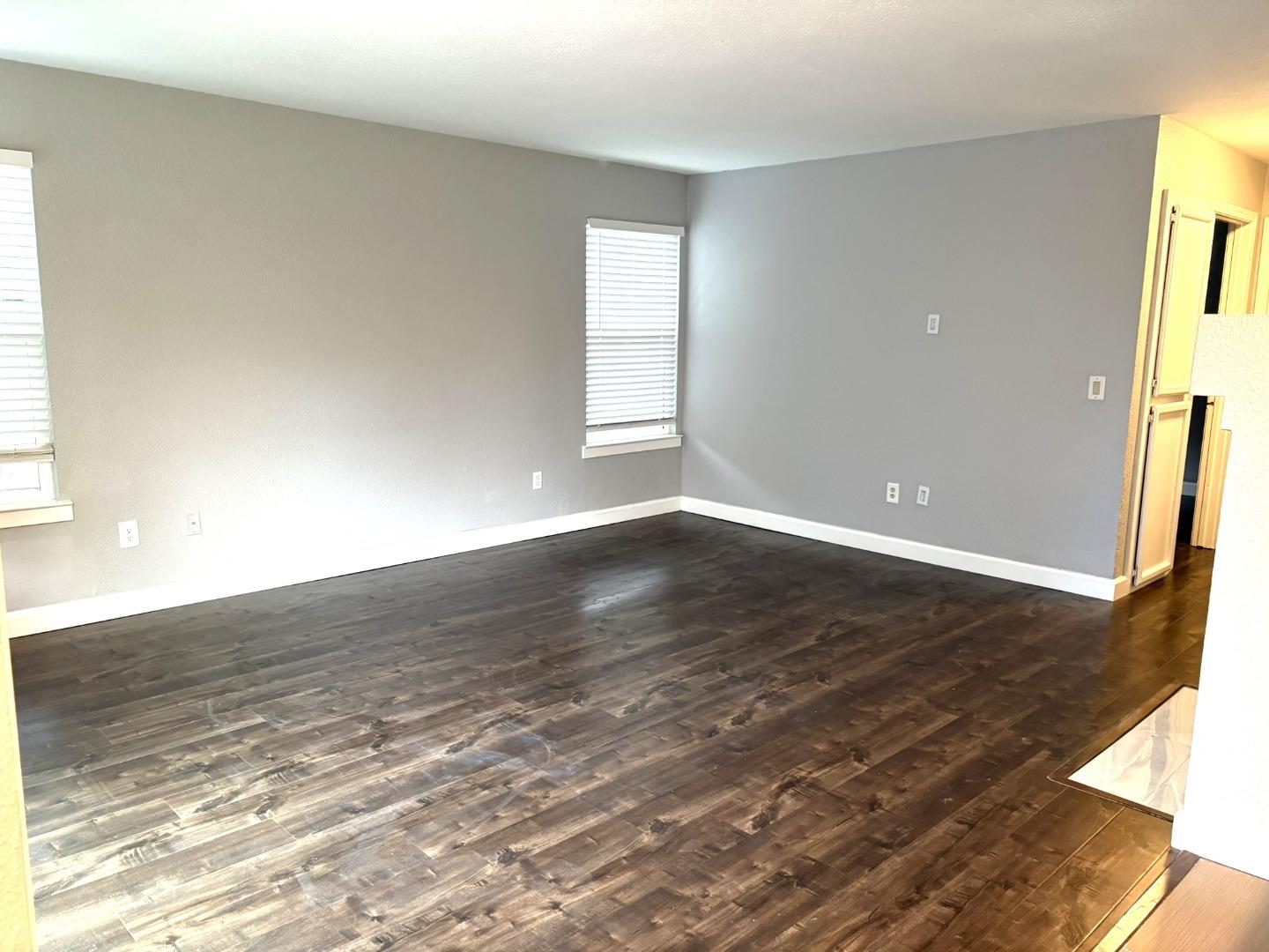 Detail Gallery Image 11 of 26 For 4 Coso Ct, Sacramento,  CA 95838 - 4 Beds | 3 Baths